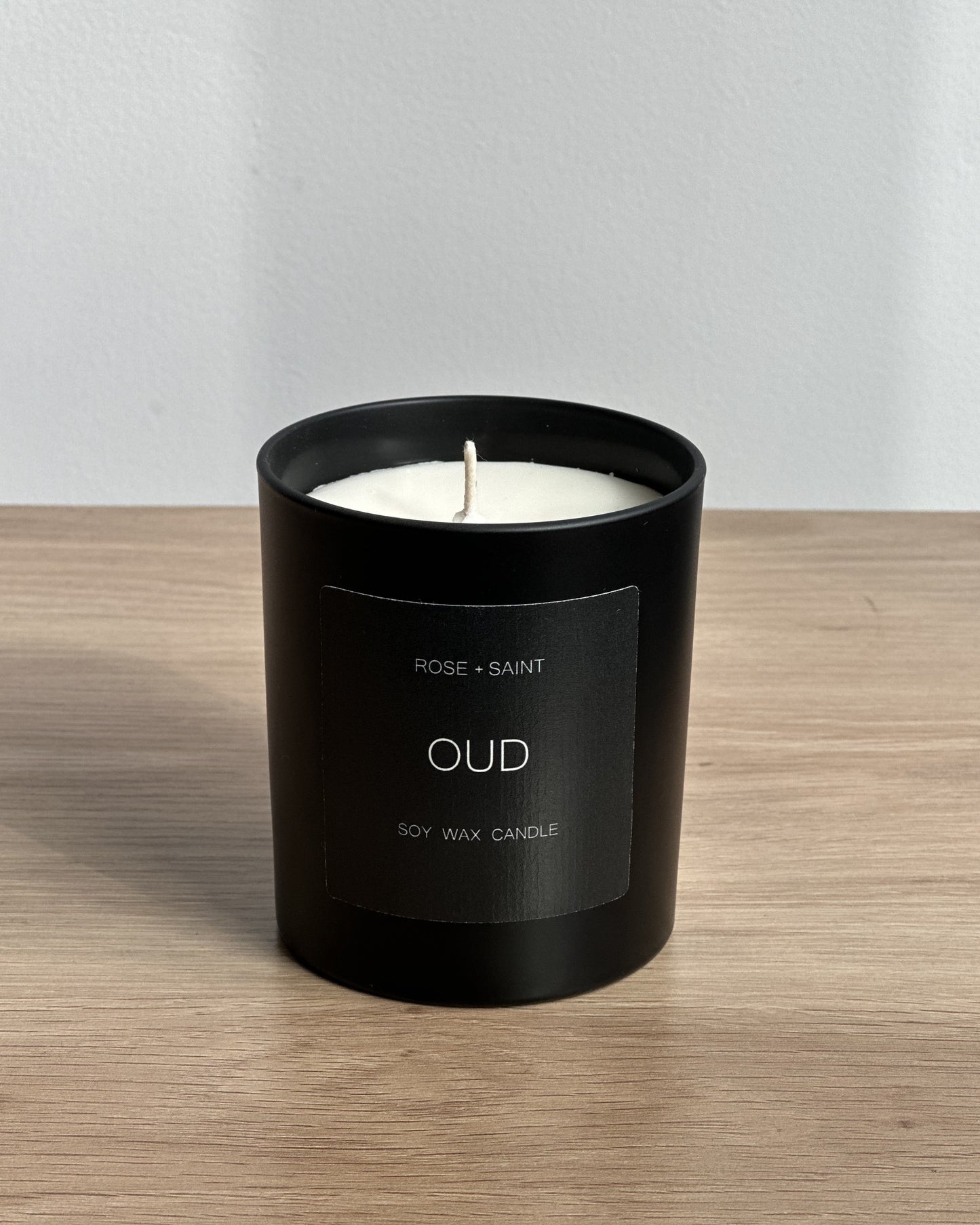 OUD CANDLE